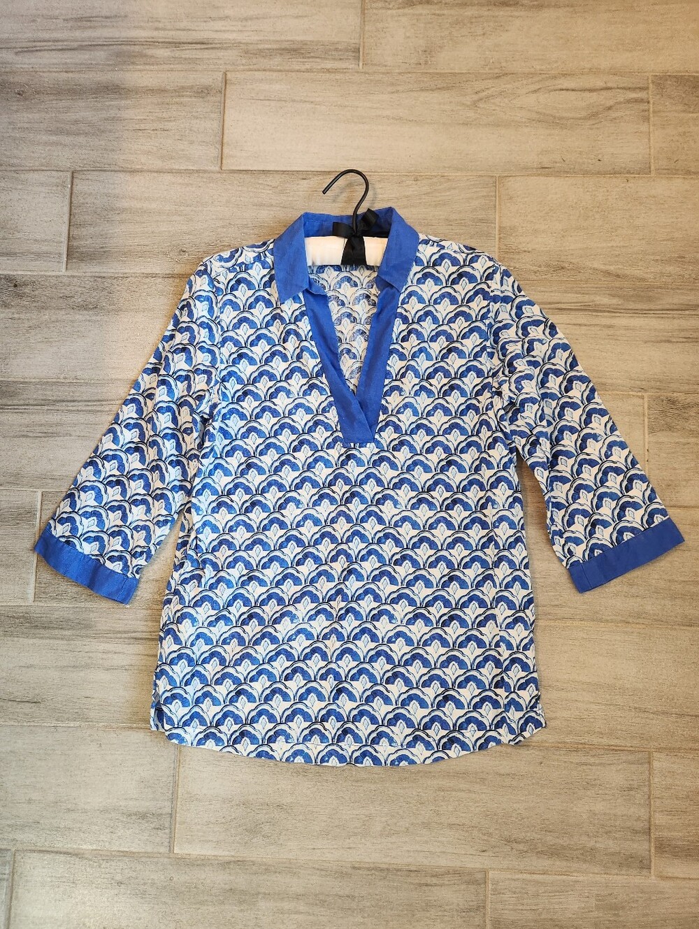 Sigrid Olsen Tunic Blouse S Blue White 100%Linen Geometric FishScale Print Vneck